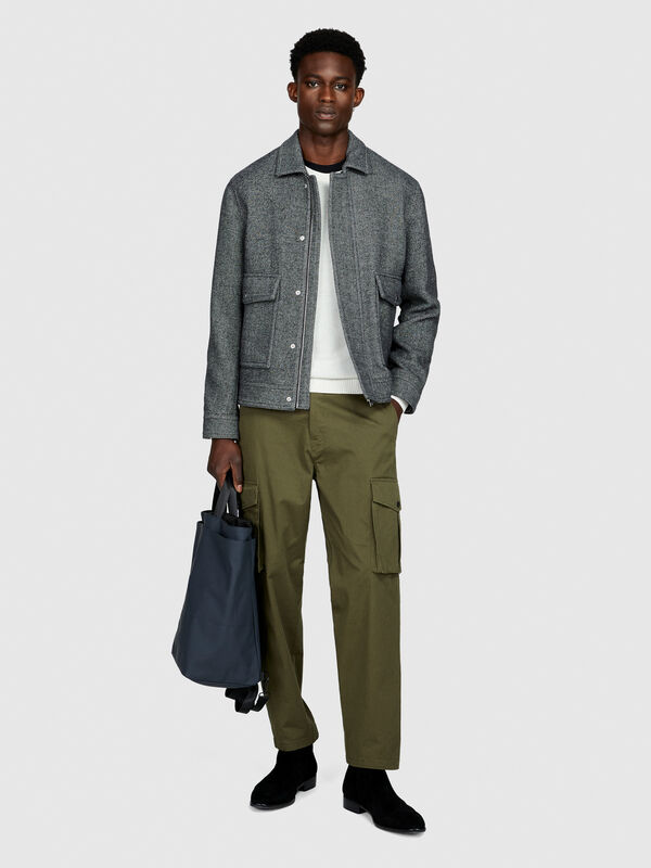 Tapered fit cargo trousers - men's cargo trousers | Sisley
