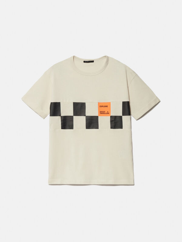 Oversized t-shirt with neon details - boys' short sleeve t-shirts | Sisley Young