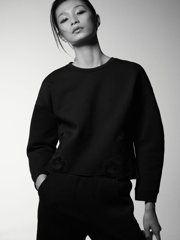 Sweatshirt with embroidery - women's sweatshirts | Sisley