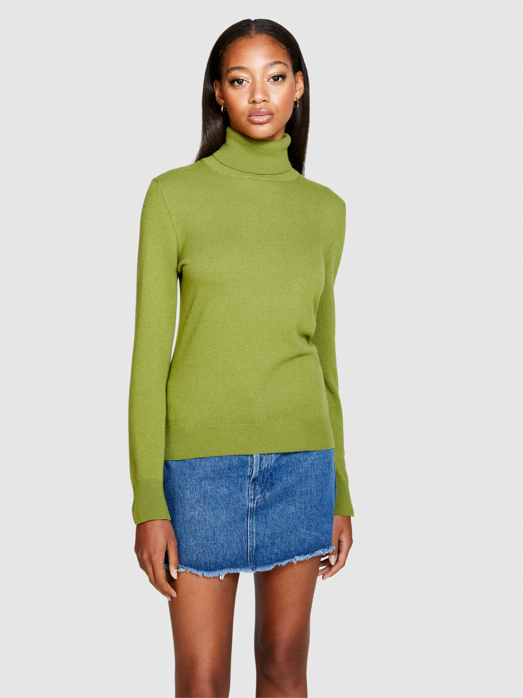 Womens sales green turtleneck