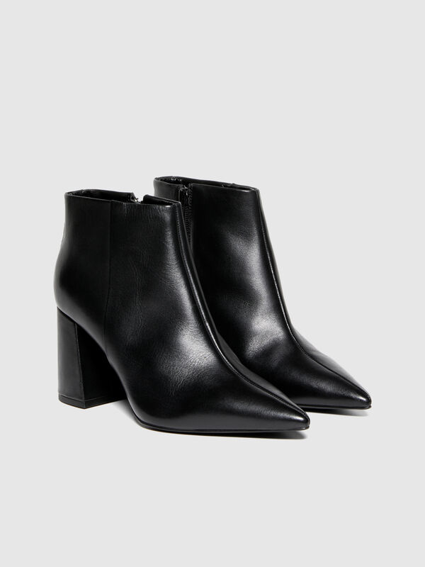 Leather ankle boots - women's boots and ankle boots | Sisley